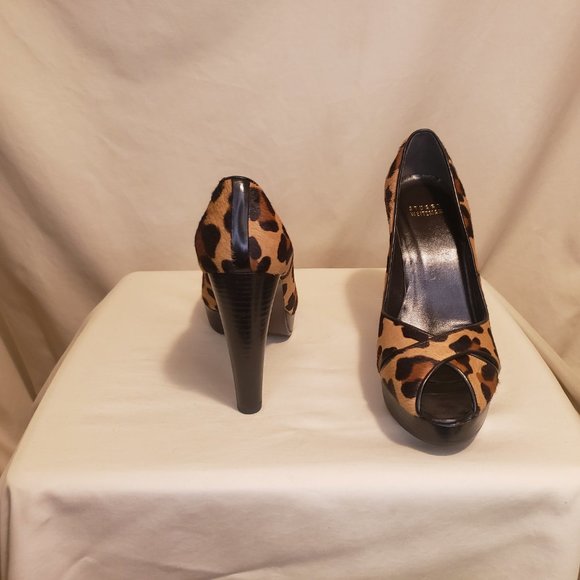 Stuart Weitzman Platform Leopard Print Horse Hair Heels, Ladies size 9 M - Picture 4 of 10